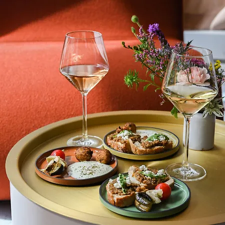 Hotel Okko Centre 4*