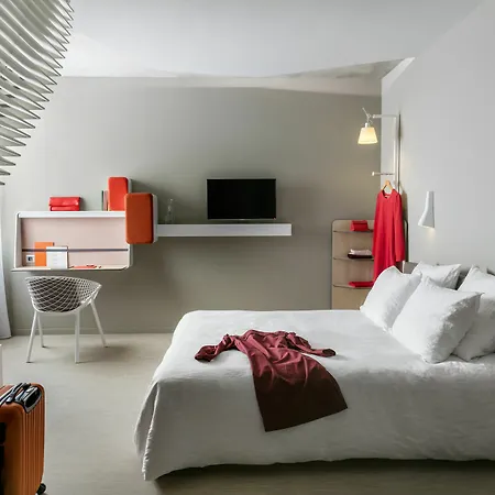Okko Hotels Centre 4*